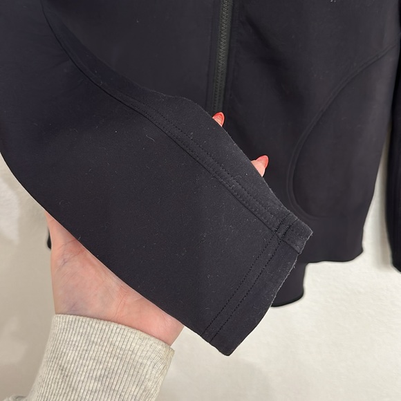 Lululemon neoprene type material zip up jacket size 2 black - Picture 4 of 8